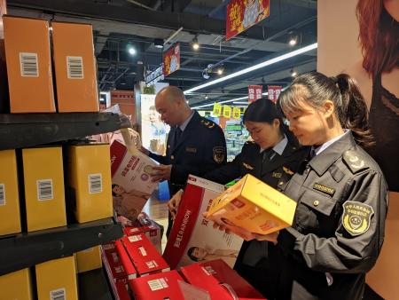 永新縣市場監(jiān)督管理局加強電熱毯質(zhì)量安全督查，護航冬日民生用電安全